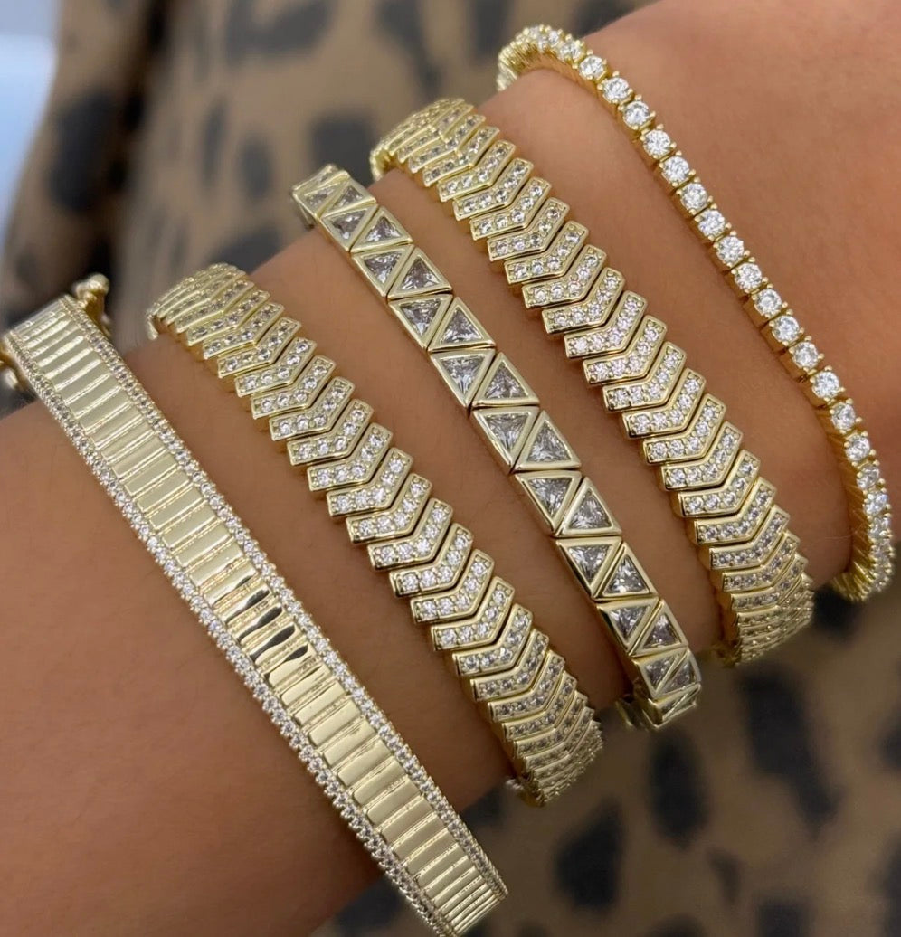 FULL PAVE ARROW STRETCHY BRACELET