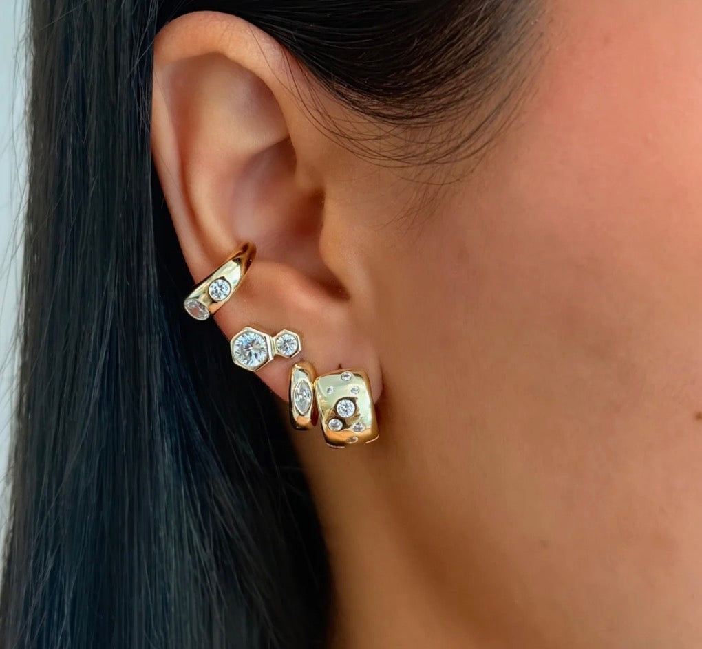 HEX GLOW STUD EARRINGS