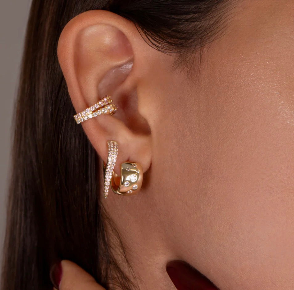 MINI PINK SPIKE EARRINGS