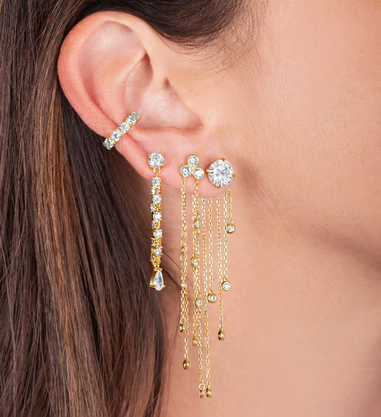 SILVER DIAMOND LIKE STUDS