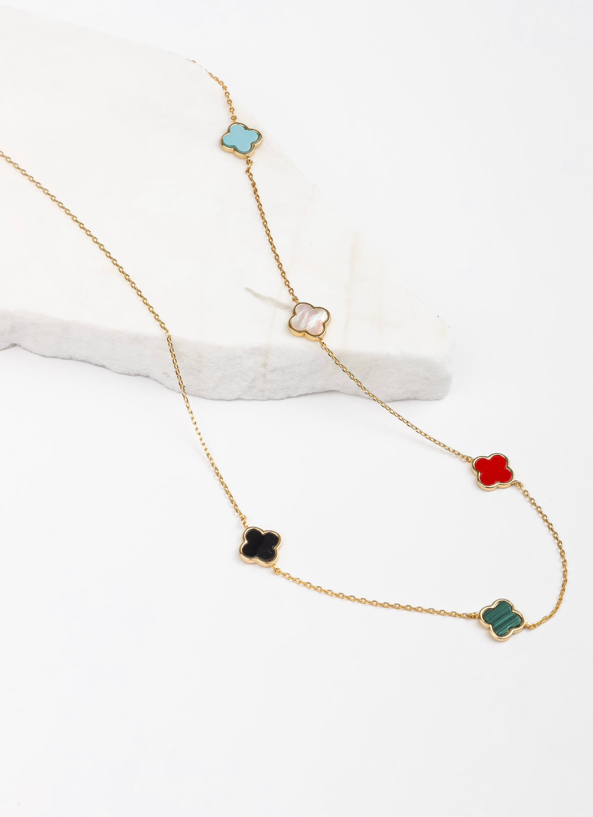 MULTICOLOR TREBOL NECKLACE