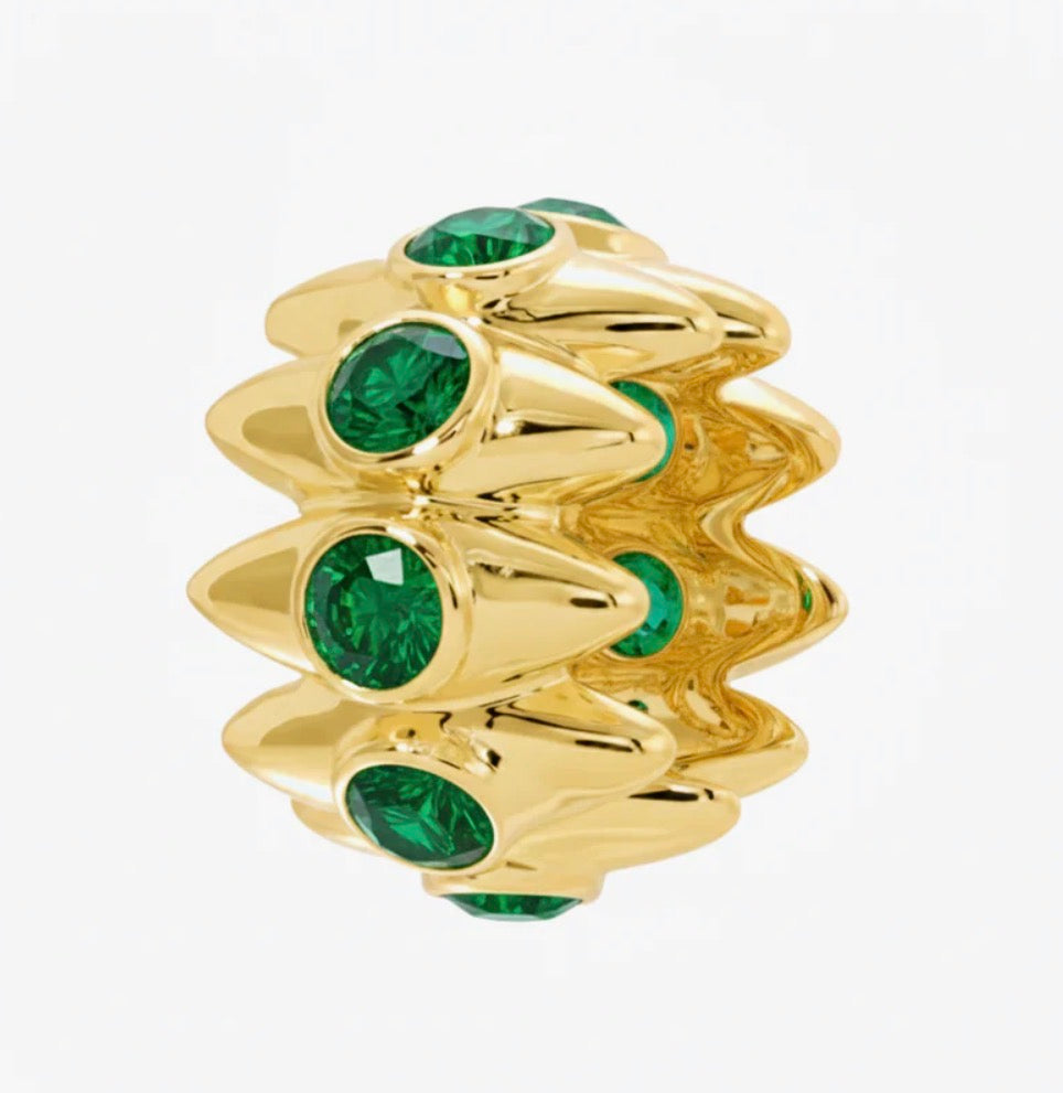 GREEN SPIKE SPACER