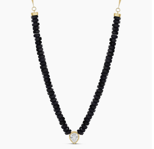BLACK GLOW NECKLACE