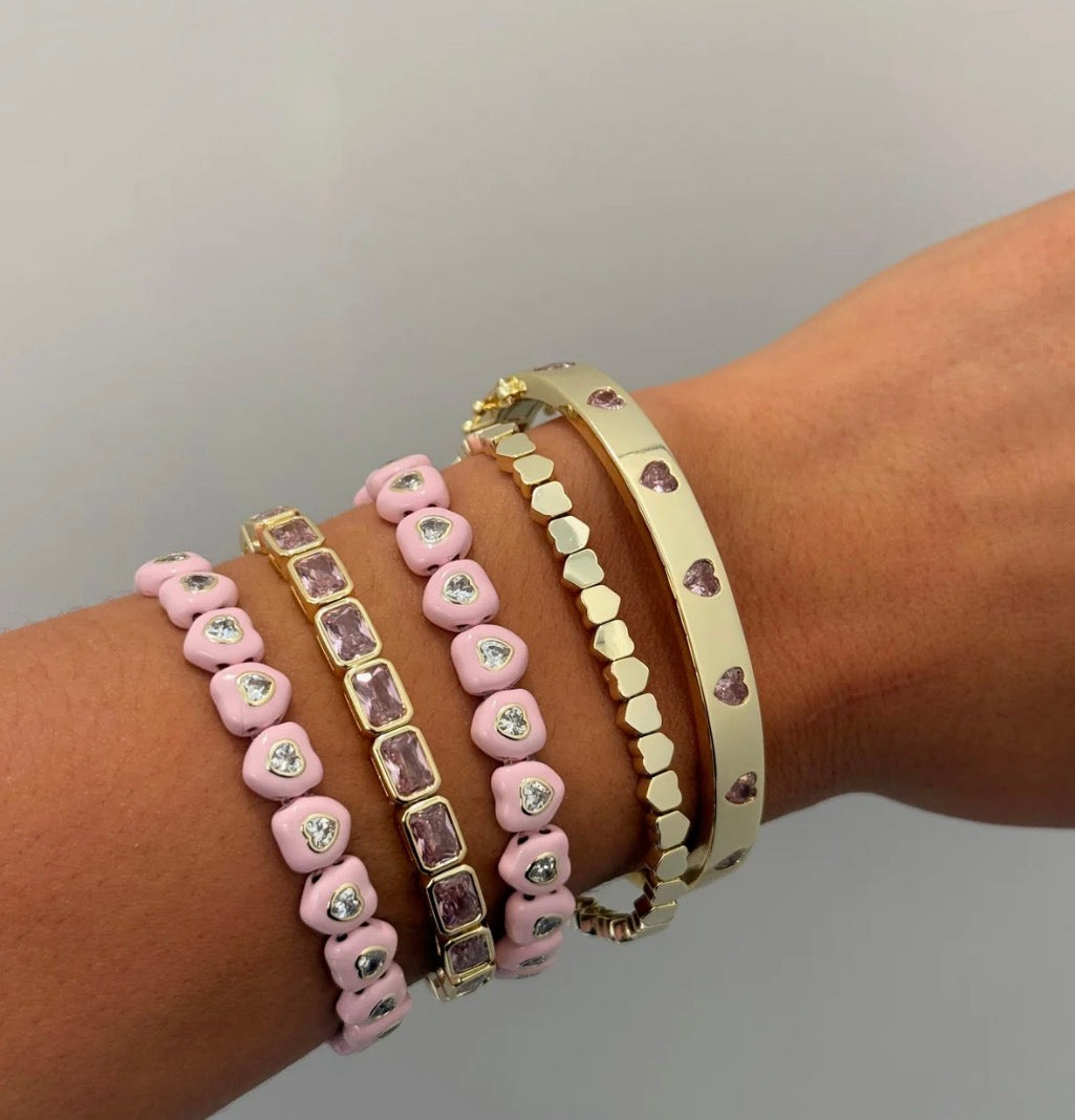 PINK CANDY HEART STRETCHY BRACELET