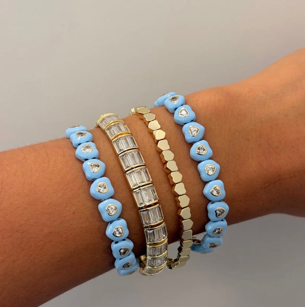 BLUE CANDY HEART STRETCHY BRACELET